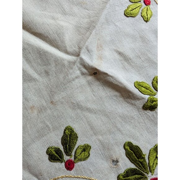 Vintage Round Linen Tablecloth With Red & Green Embroidery Floral Design 20" - Picture 3 of 4